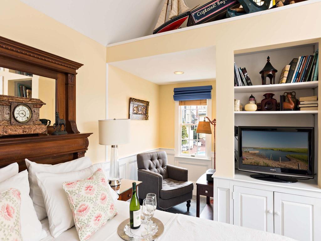 Brass Key Guesthouse Adults Only Provincetown Værelse billede