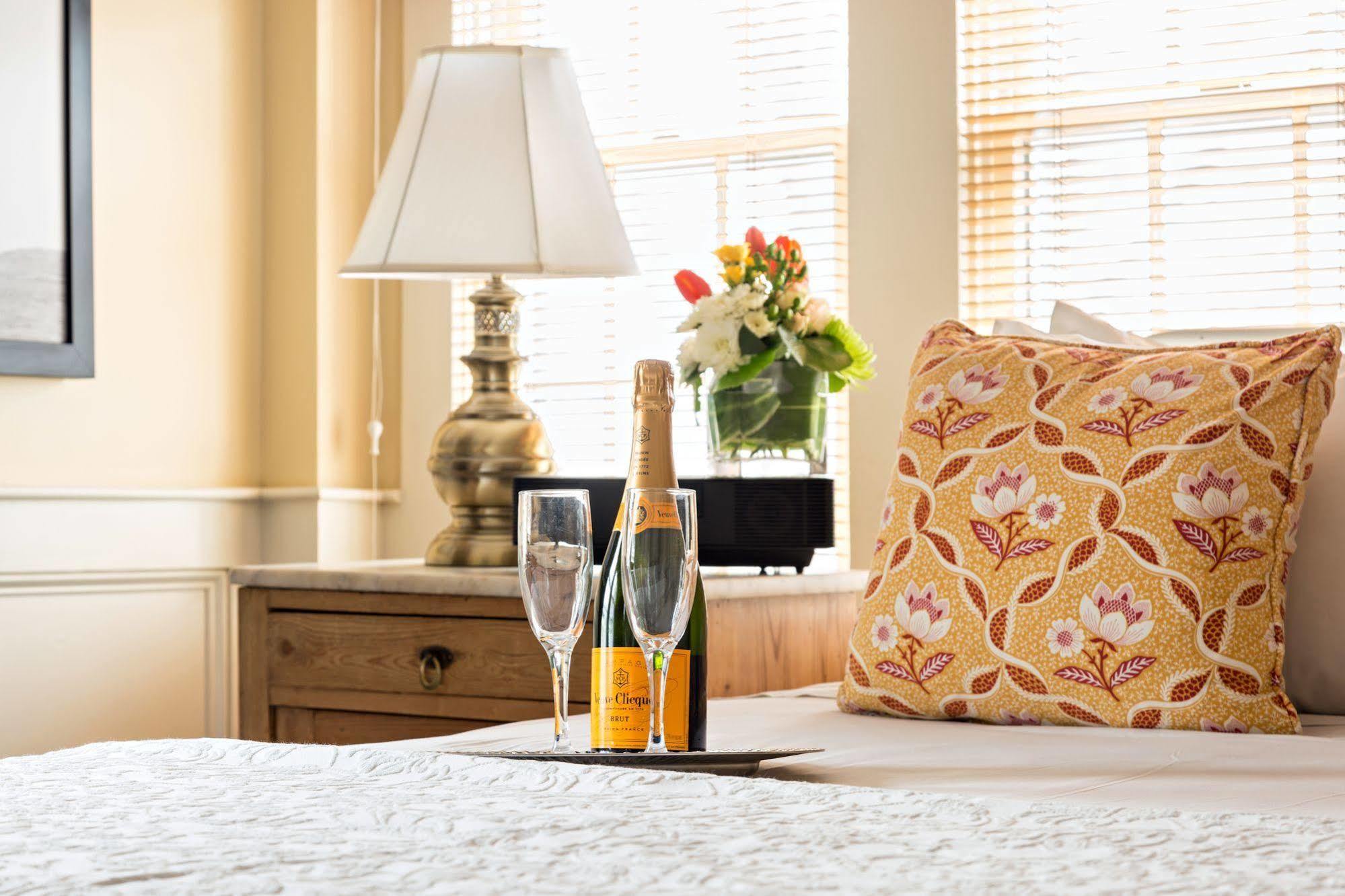 Brass Key Guesthouse Adults Only Provincetown Eksteriør billede